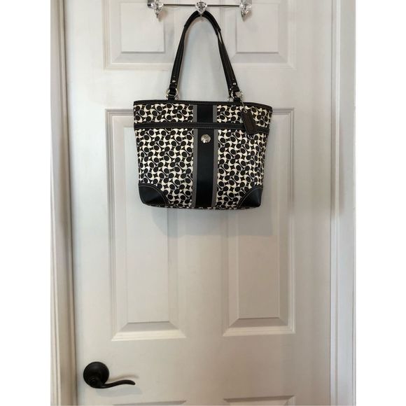 COACH - Chelsea Signature Heritage Stripe Tote. Beautiful & FLAWLESS CONDITION! - Picture 13 of 16